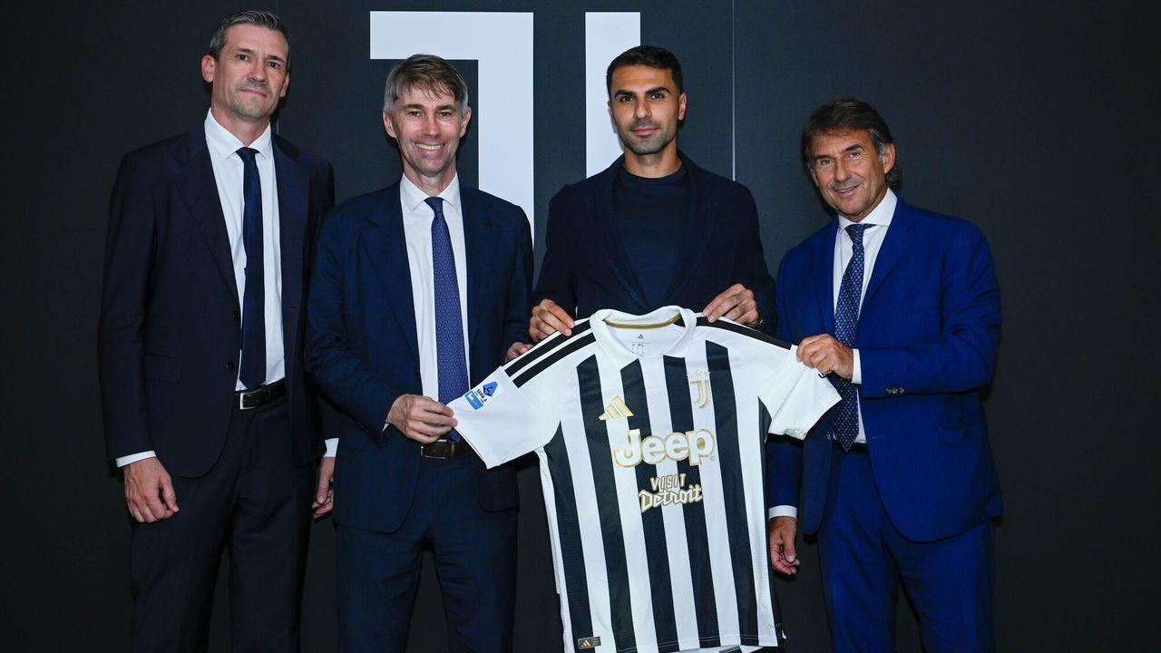 Juventus, Zeki Çelik ile 3 yıllık sözleşme imzaladı