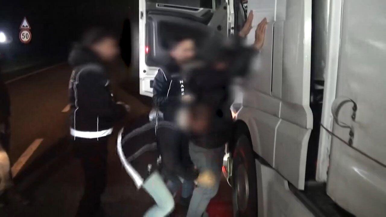 Küçükçekmece'de uyuşturucu operasyonu: 527 kilo uyuşturucu ele geçirildi