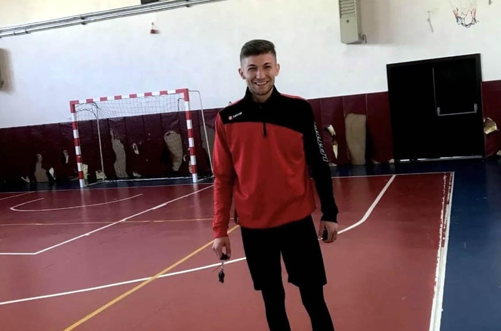 Banka Kartını Arkadaşına Verdi, Hakkında 10 Ayrı Dava Açıldı