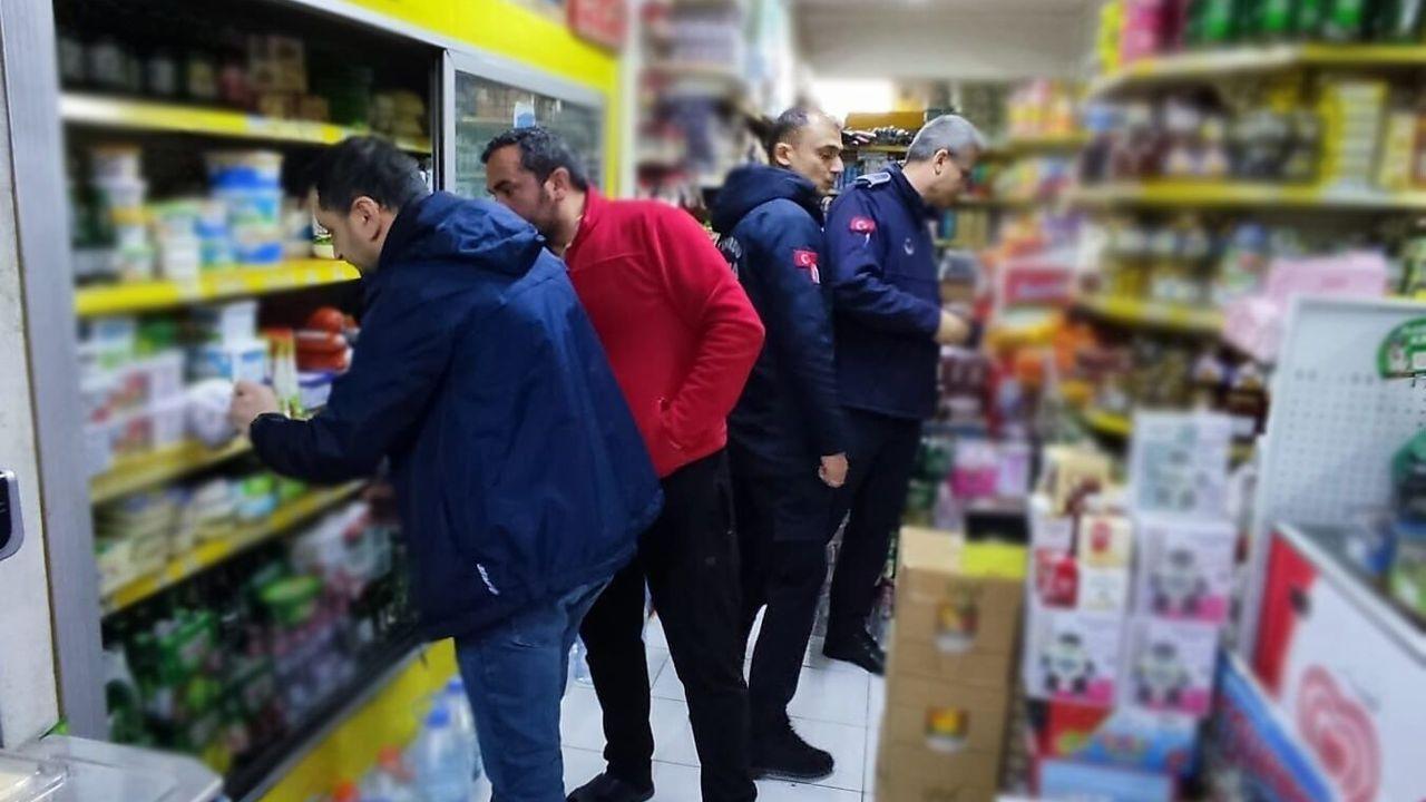 Ordu’da son kullanım tarihi geçmiş 4 kamyonet dolusu gıda ürününe el konuldu