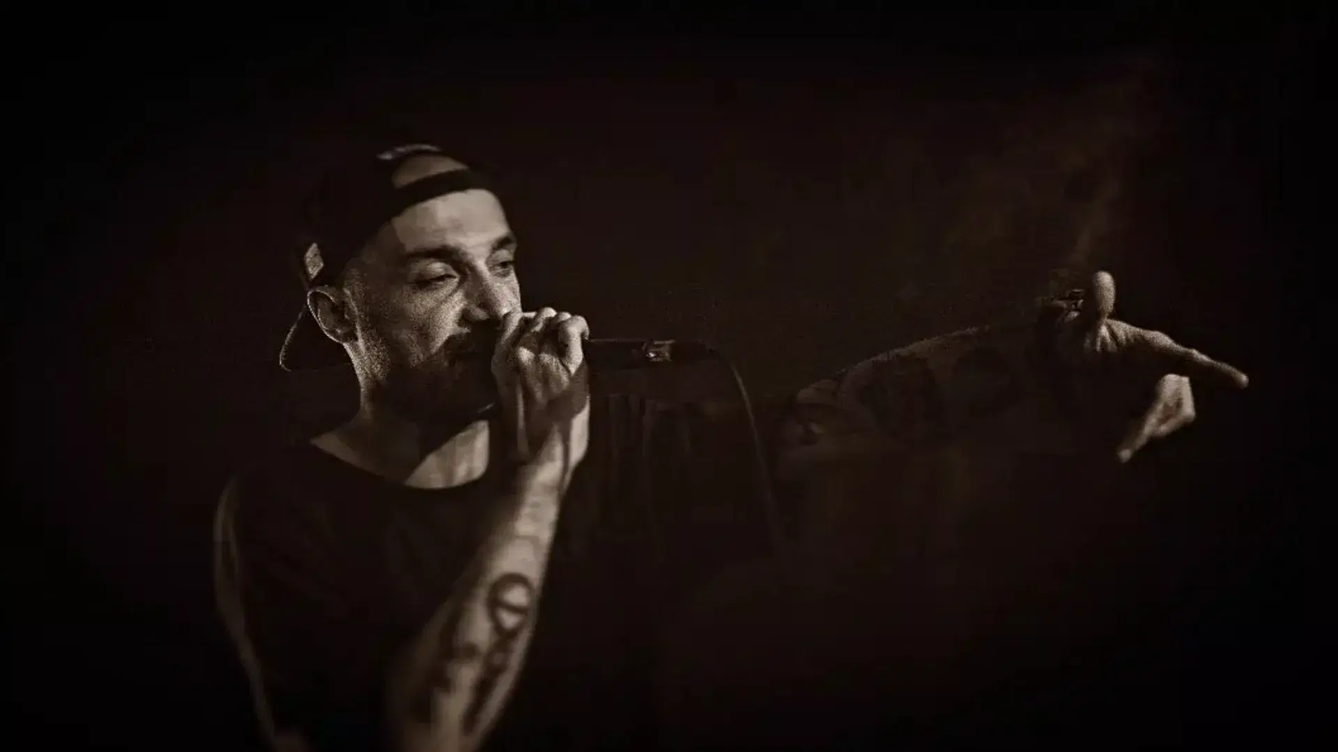 Rapçi 'Sansar Salvo' Tutuklandı