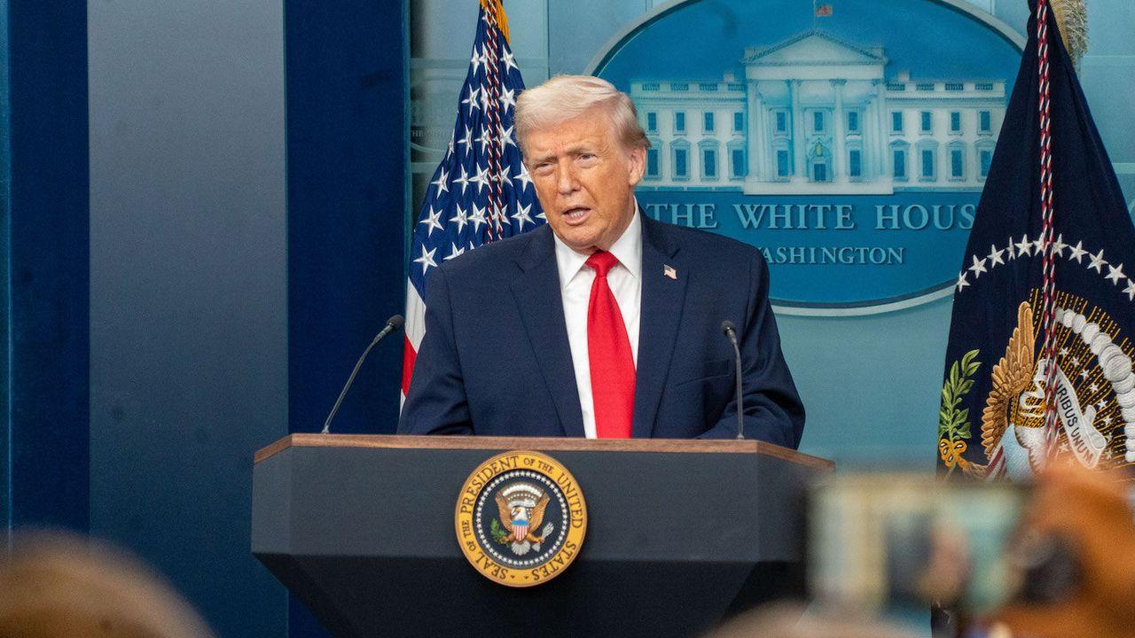 Trump’tan İran’a Hürmüz Boğazı uyarısı: Zaman daralıyor, son 48 saat