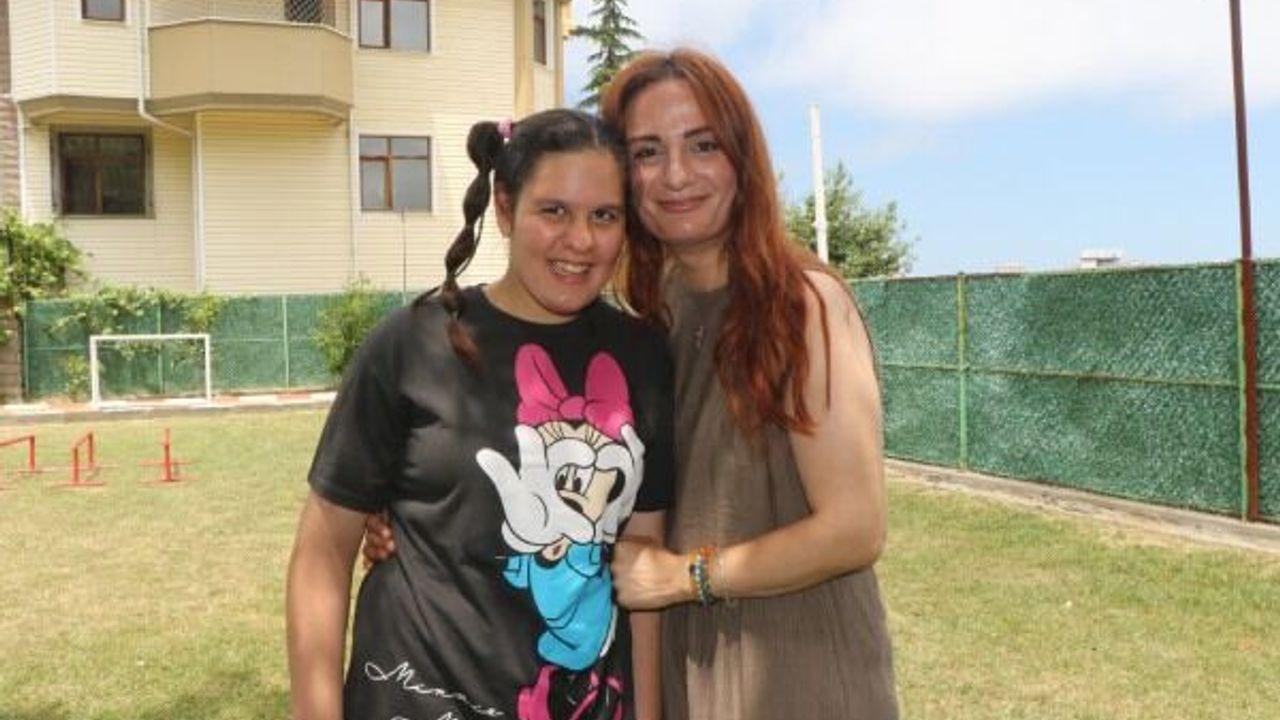Özel gereksinimli kızı için verdiği mücadelede yeniden umut buldu