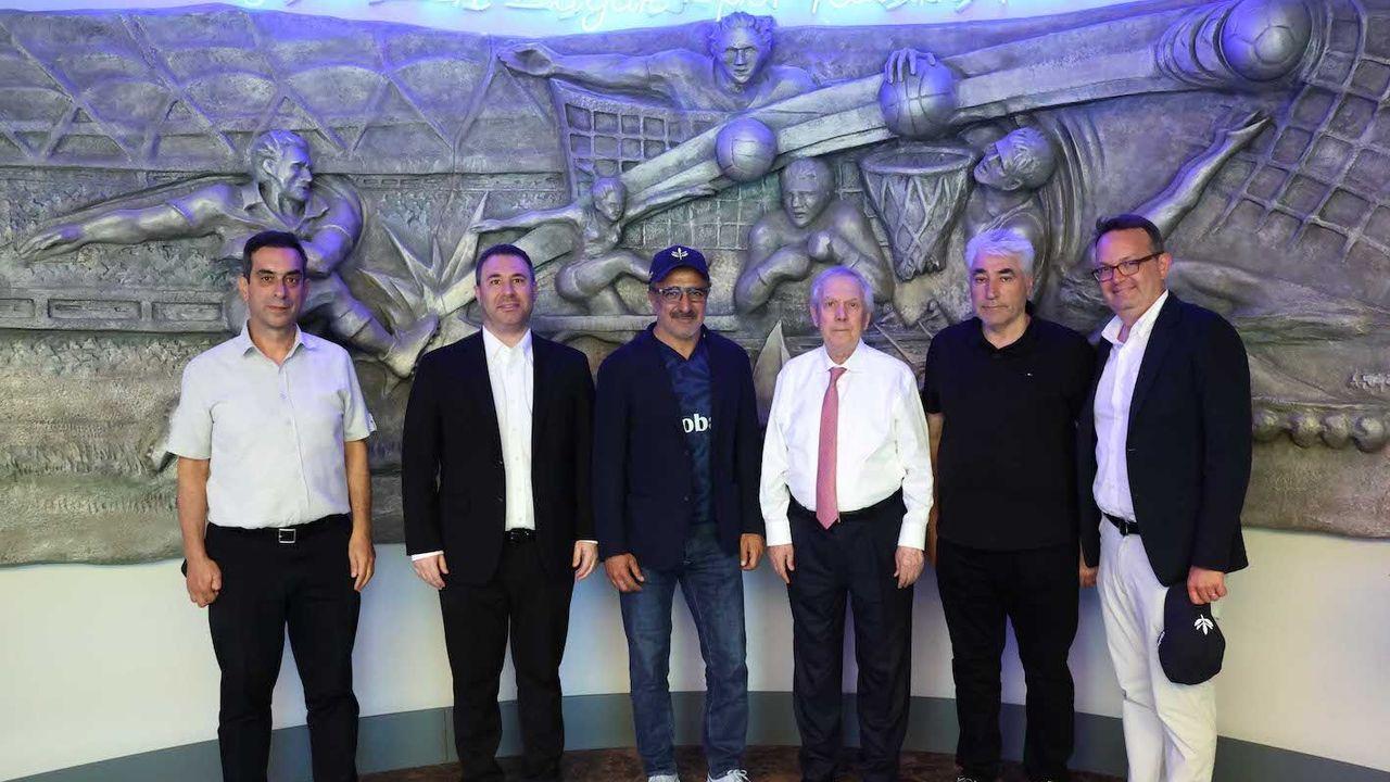 Fenerbahçe Başkanı Aziz Yıldırım, Chobani Kurucusu ve CEO’su Hamdi Ulukaya’yı ağırladı