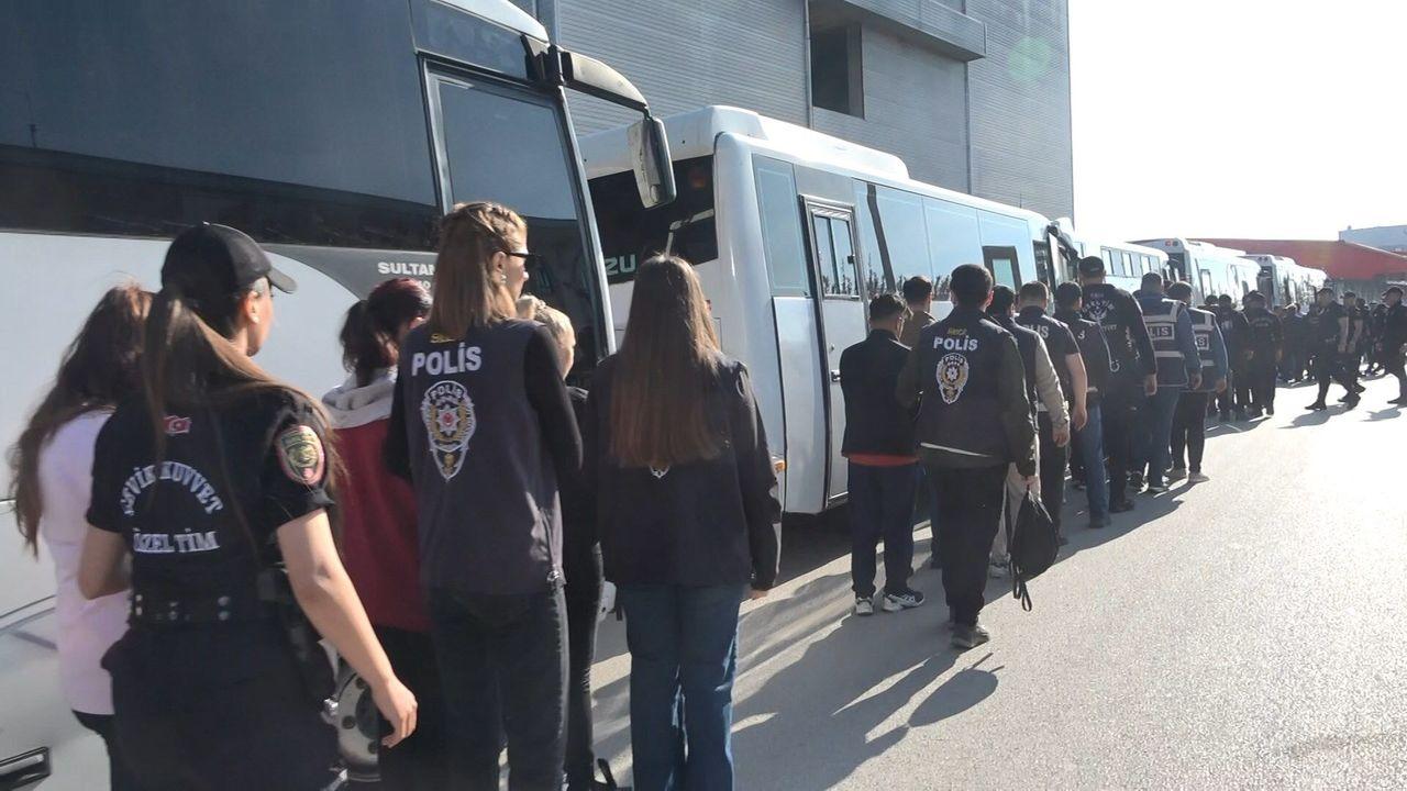 'Sahte araç kiralama' dolandırıcılığında 78 şüpheli adliyede