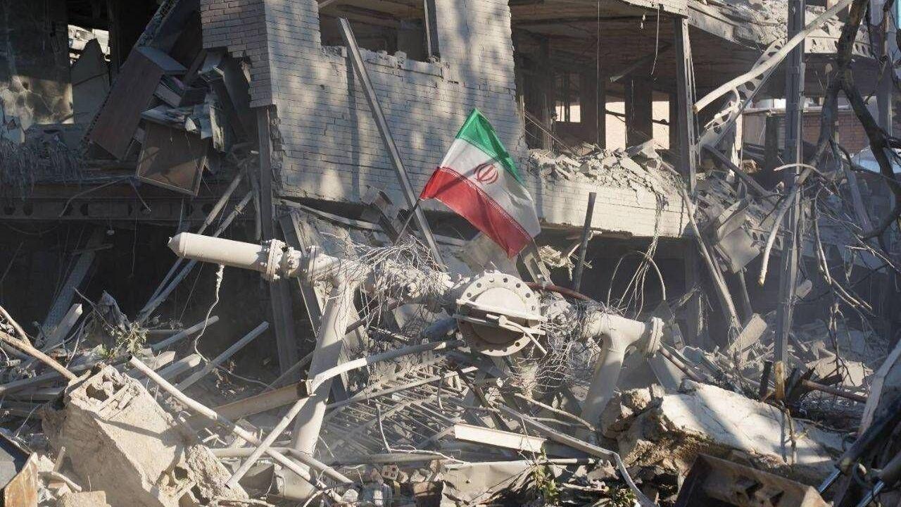 İran Dışişleri Bakanı Arakçi: ABD ve İsrail, İran'ın MIT'sini bombaladı