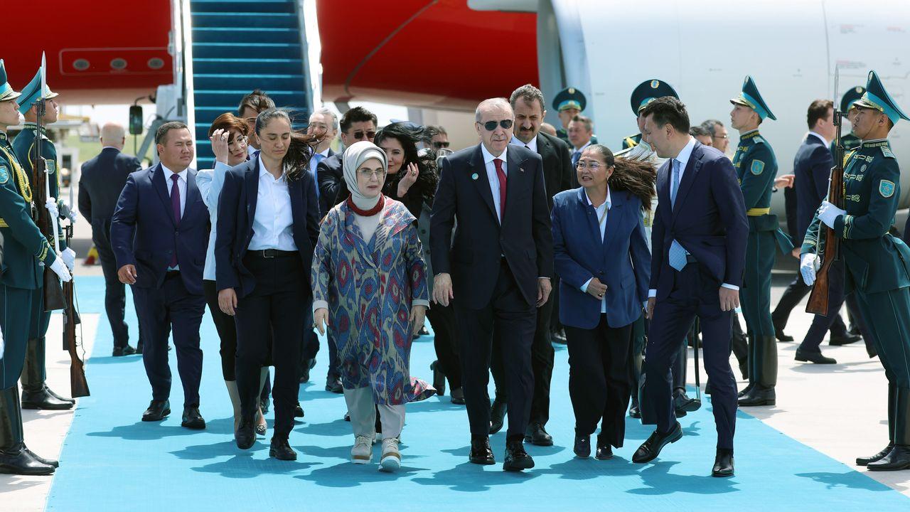 Cumhurbaşkanı Erdoğan, Türkistan'da