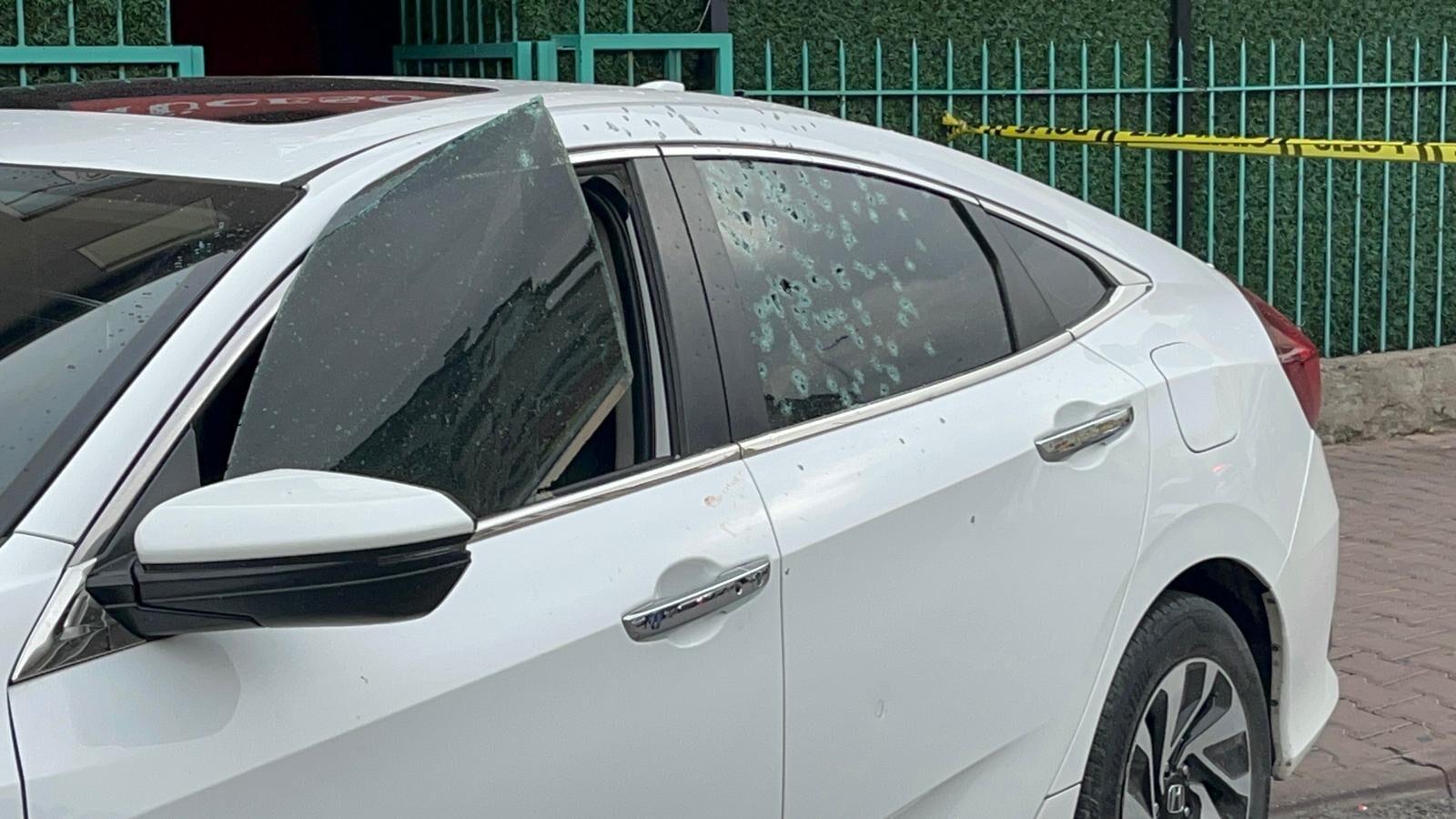 Sanık olduğu duruşmaya katılmayıp şikayetçiye ateş etti, başkasını yaraladı; müebbet istemiyle hakim karşısında