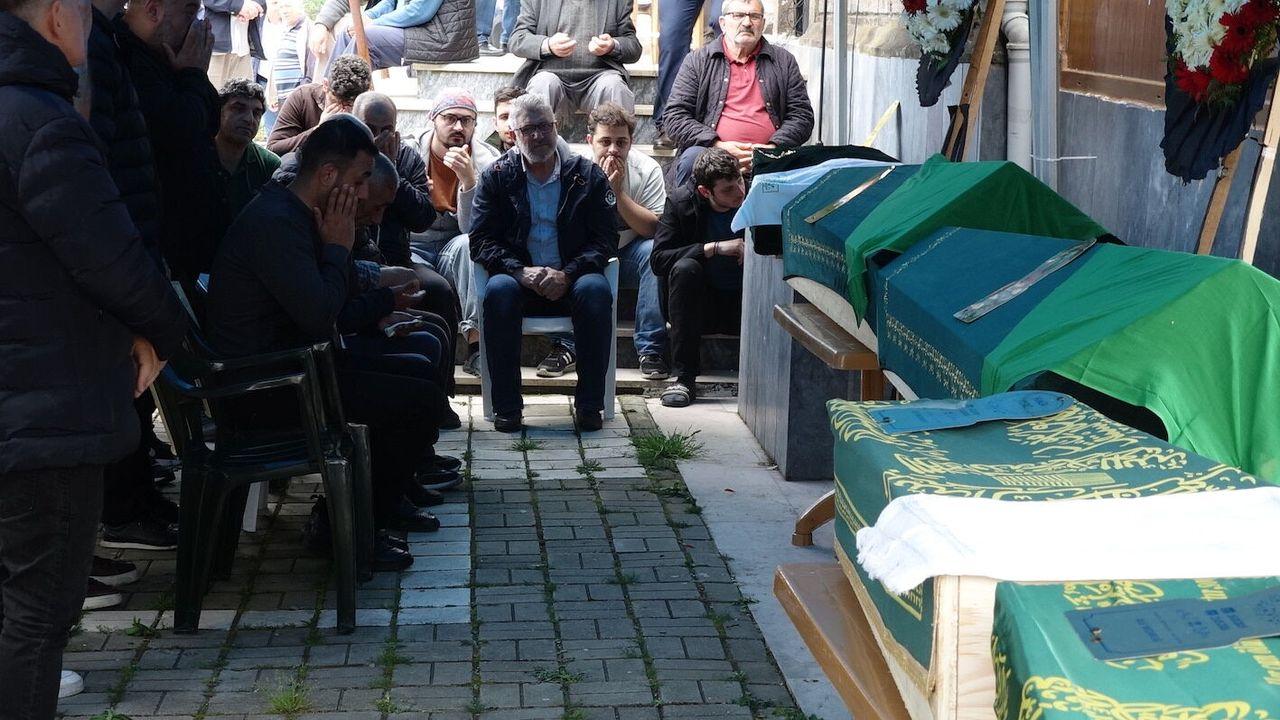 Bayram tatili yolunda kazada ölen çift ile 3 çocuğundan geriye mutluluk fotoğrafları kaldı