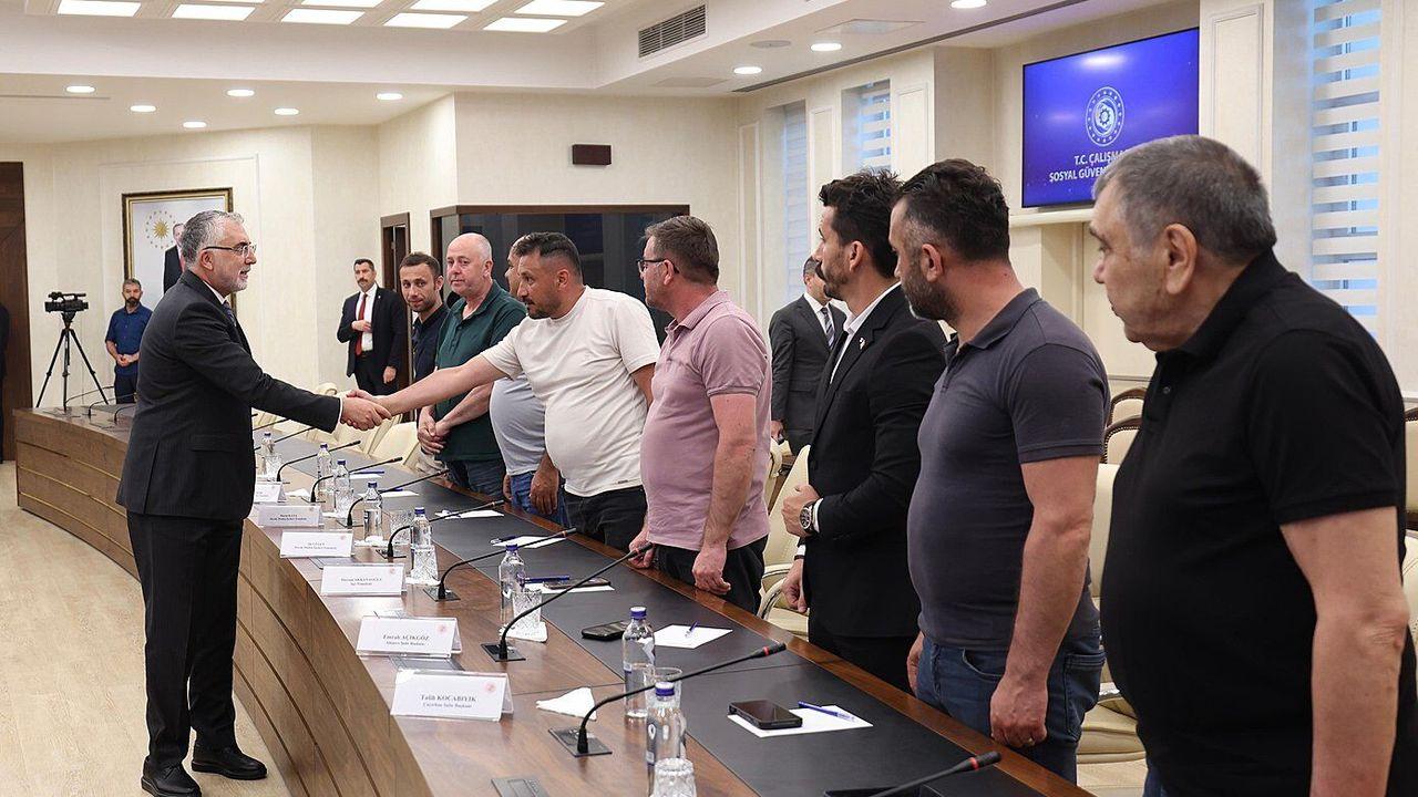 Bakan Işıkhan, Doruk Madencilik işçilerini kabul etti