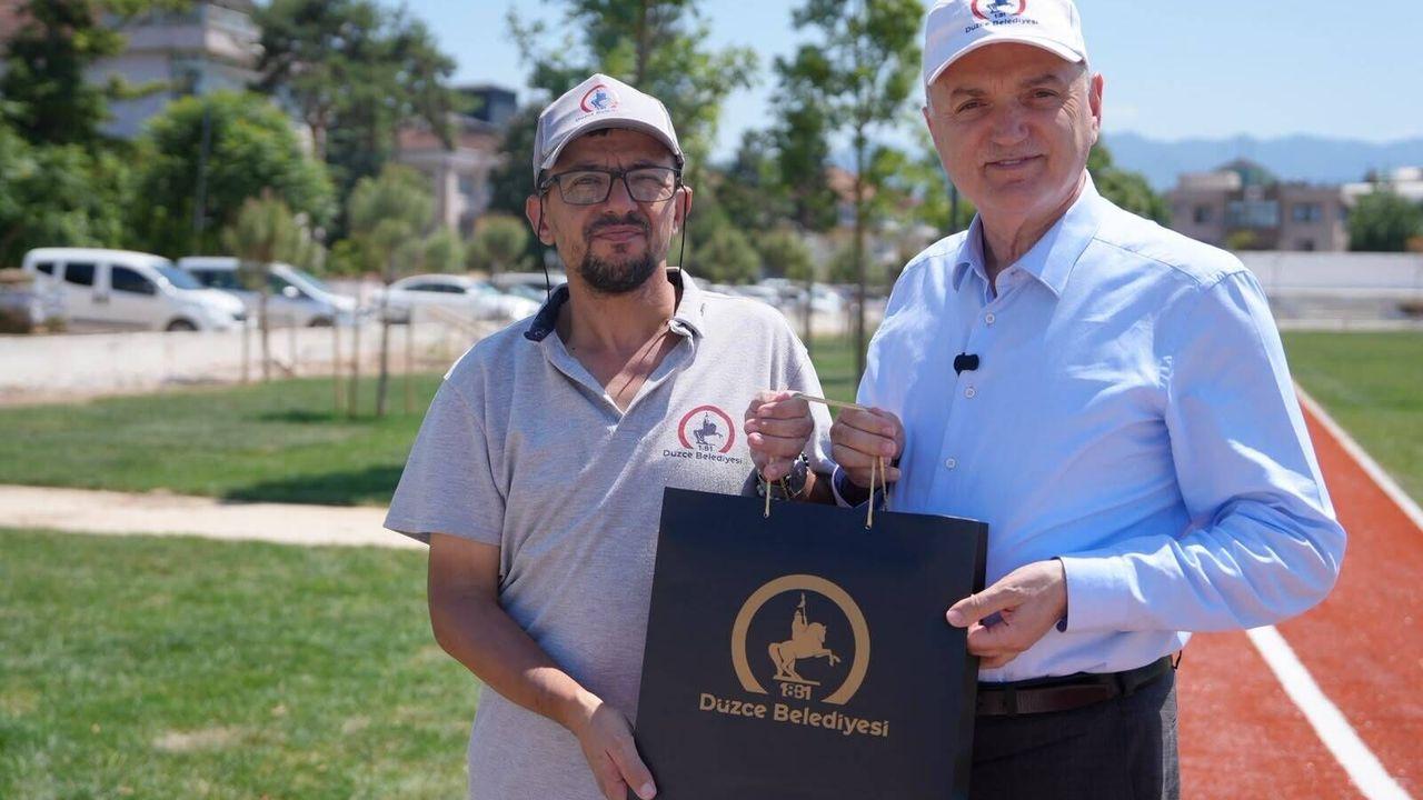 3,5 milyon TL'lik altını polise teslim eden işçiye 1 maaş ikramiye