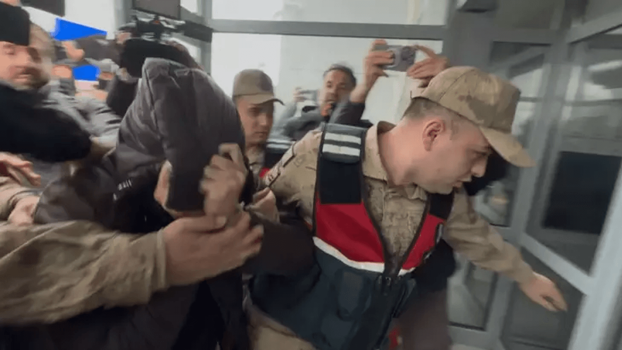 Gülistan Doku soruşturmasında gözaltına alınan eski başhekim, tutuklandı
