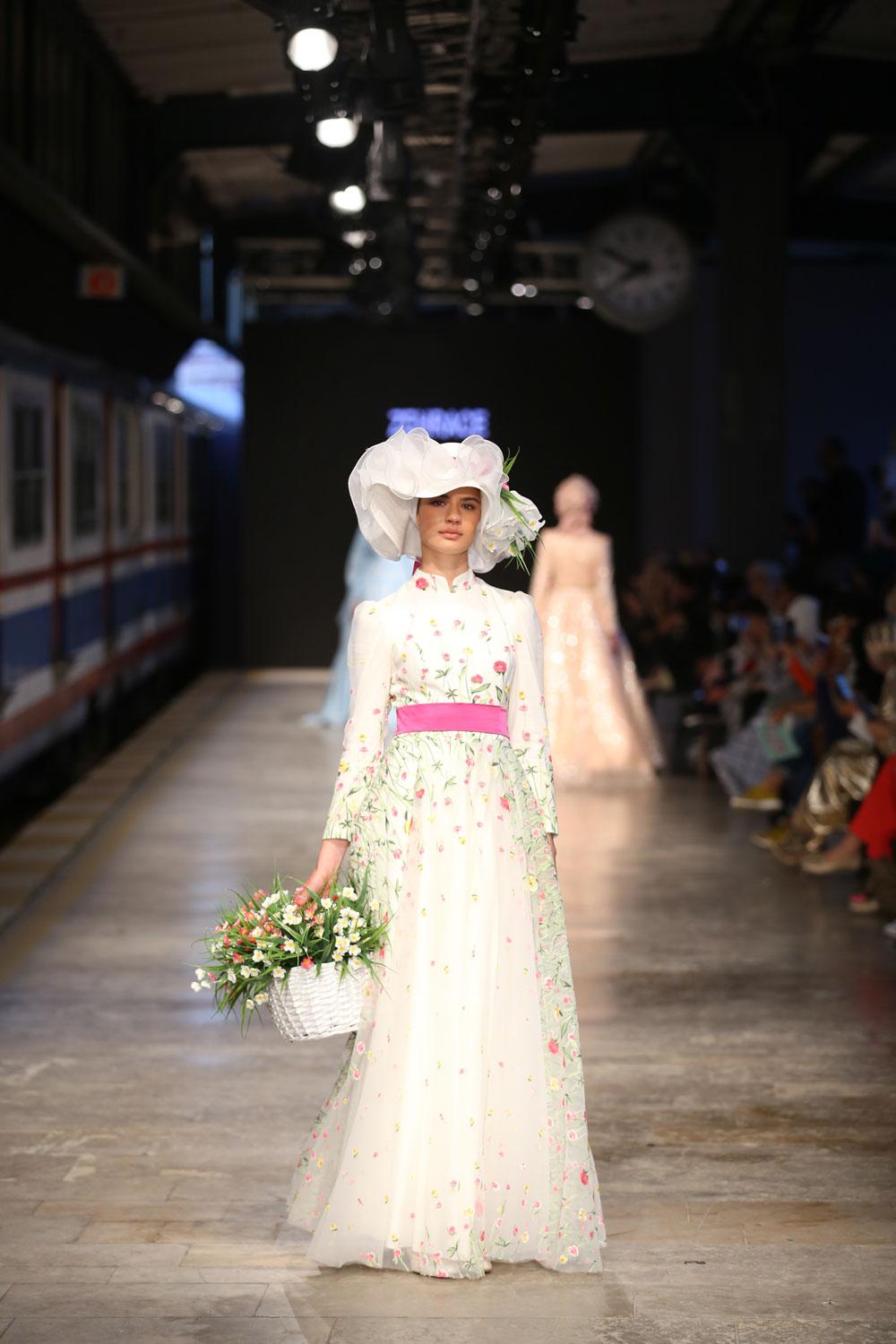 İstanbul Fashion Connection'da barış mesajı