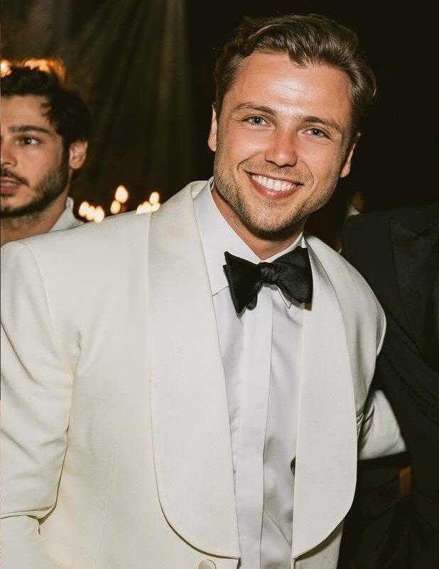 Tolga Sarıtaş oğlu Ali'nin son fotoğrafını paylaştı