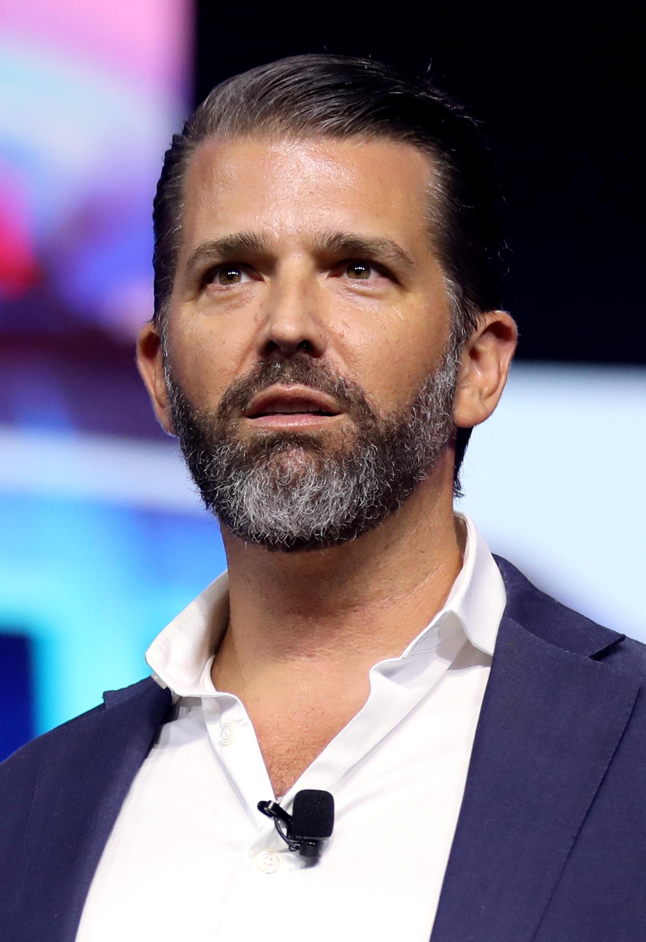 Trump Jr. düğün finansmanında Rus oligark bağlantısını doğruladı