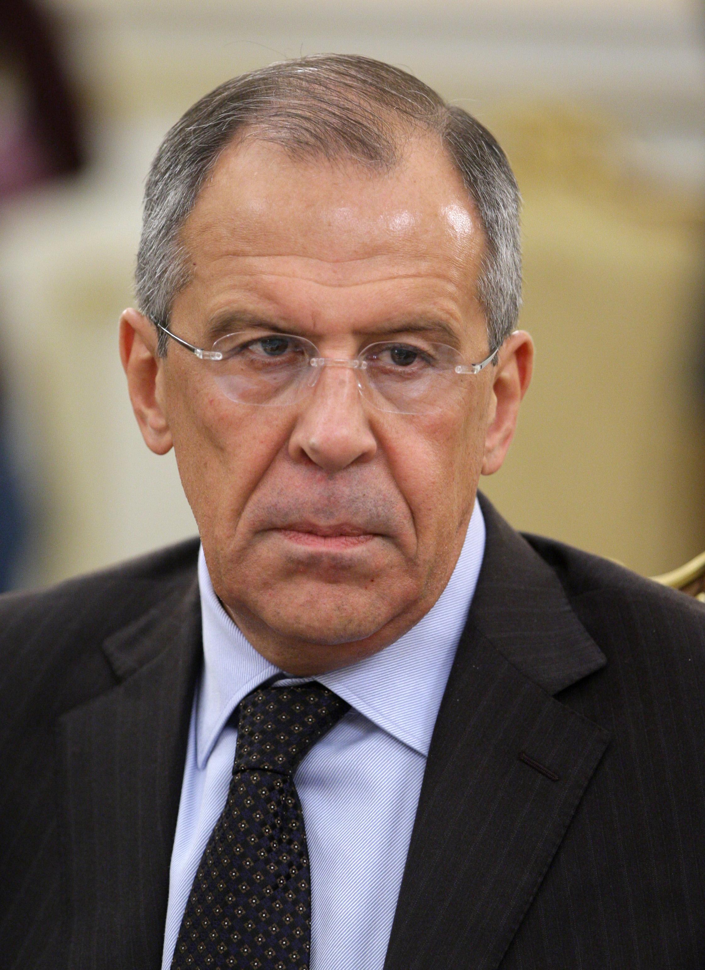 Lavrov'dan Avrupa'ya sert uyarı: Saldırırsanız savaş kısa sürer