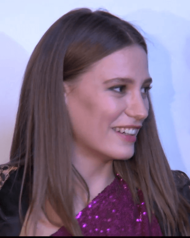 Serenay Sarıkaya, Mert Demir'in Harbiye konserini izledi
