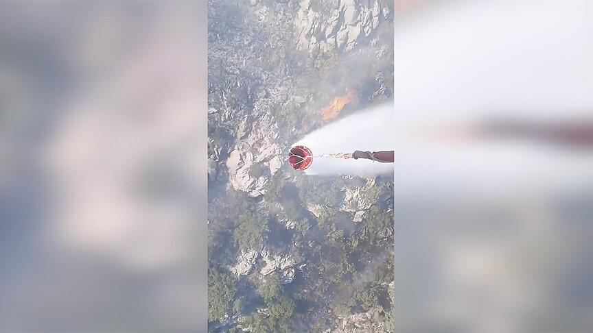 Antalya Akseki'de orman yangını: Havadan ve karadan müdahale