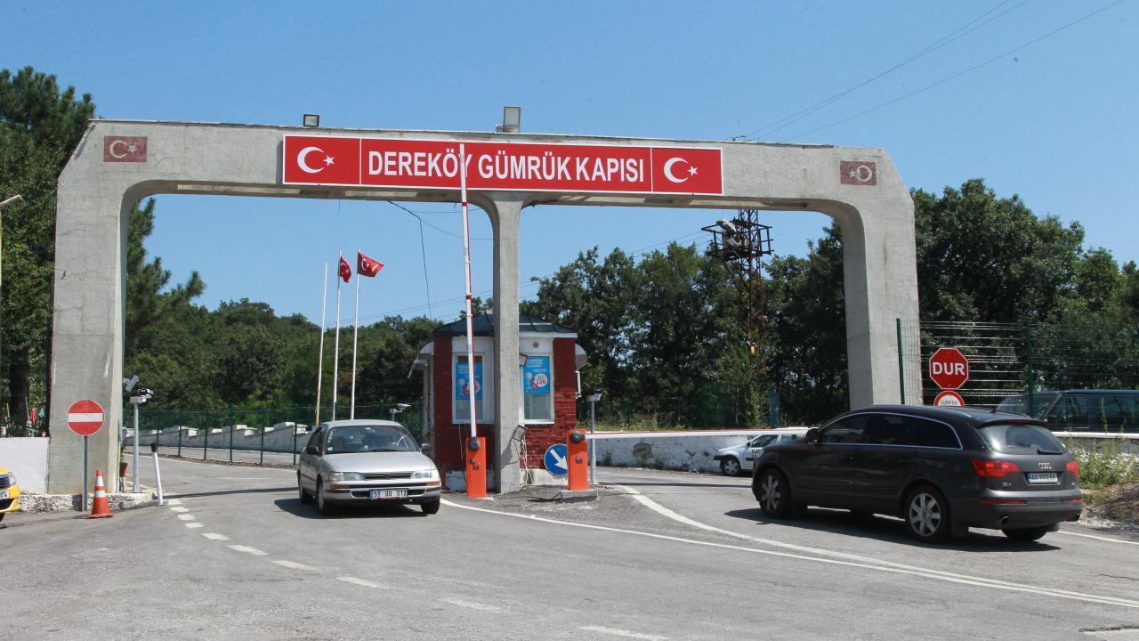 Dereköy Gümrük Kapısı hafif ticari araçlara açıldı