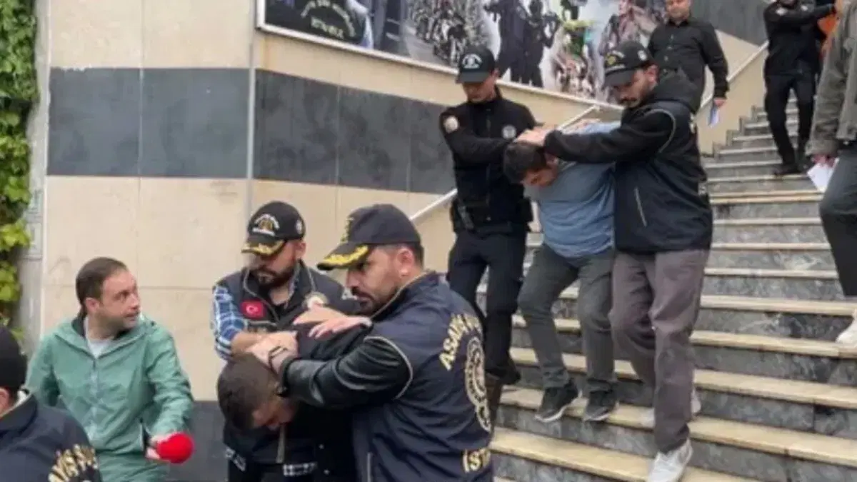 Sancaktepe'deki kokoreçci cinayetinde 2 şüpheli tutuklandı