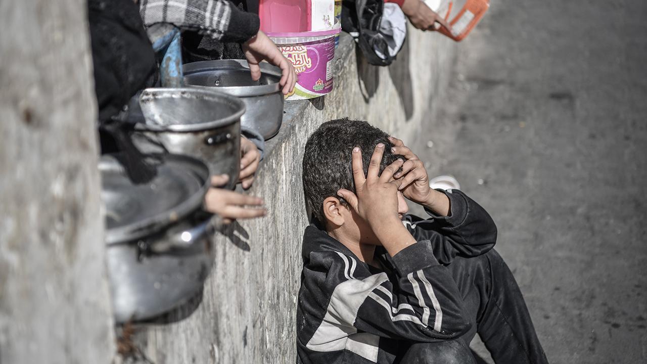 Ürdün: Gazze'ye gönderilen yardımlar depolarda bozuluyor