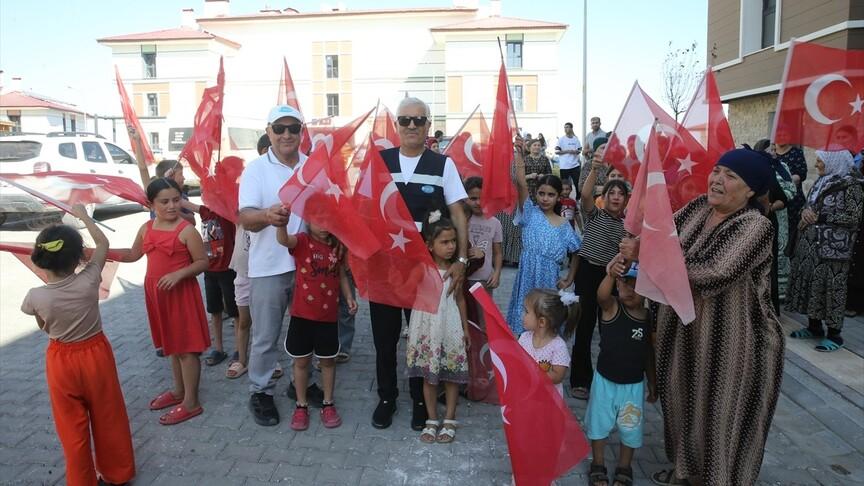 Ahıska Türkleri Ahlat'ta yeni konutlarına kavuştu