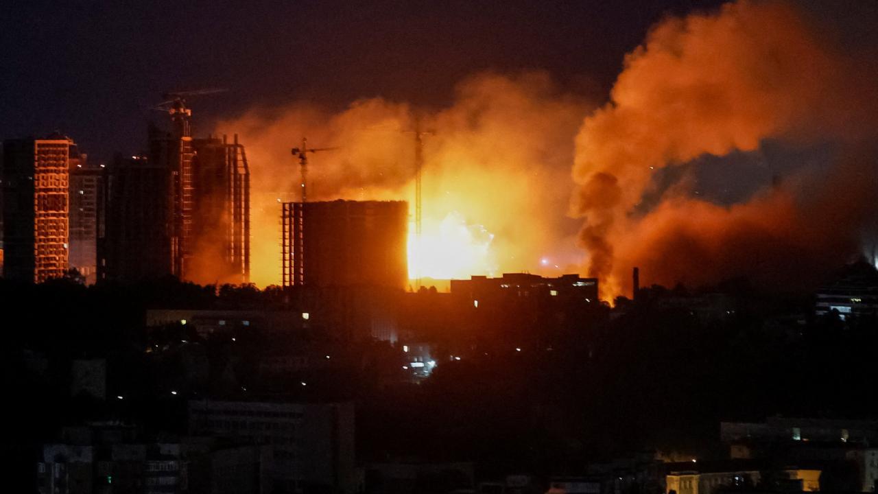 Kiev'e hava saldırısında 9 kişi öldü