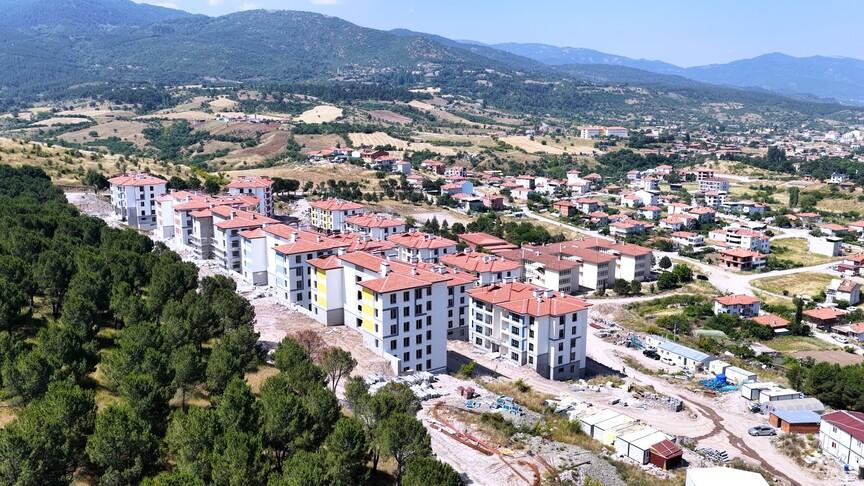 Balıkesir'de deprem konutları 10 Ağustos'ta teslim edilecek