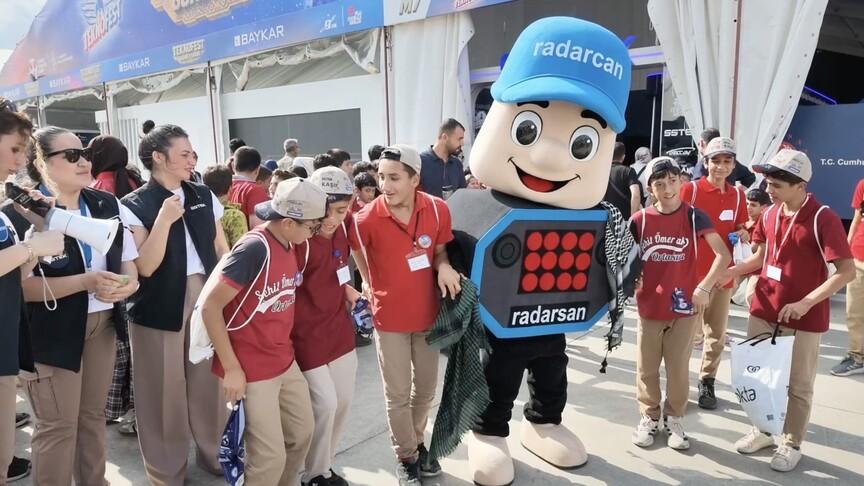 TEKNOFEST Güneydoğu'da okullara yapay zeka güvenlik sistemi