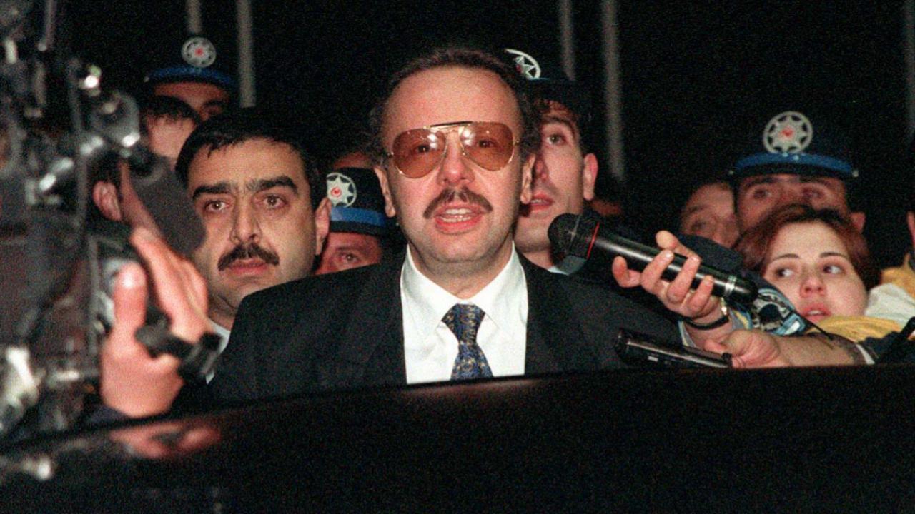 Eski Ulaştırma Bakanı Denizolgun'un mezarı açılacak
