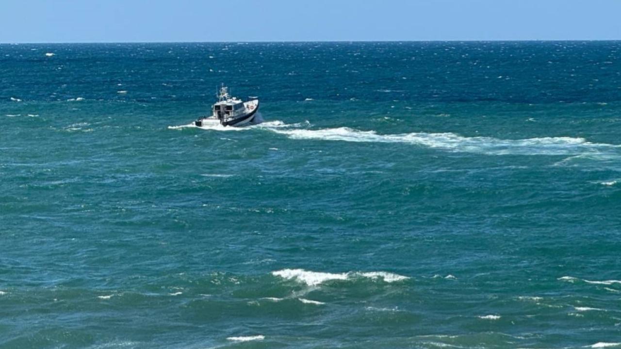 İstanbul'da Dalga Uyarısı: 2 İlçede Deniz Yasağı