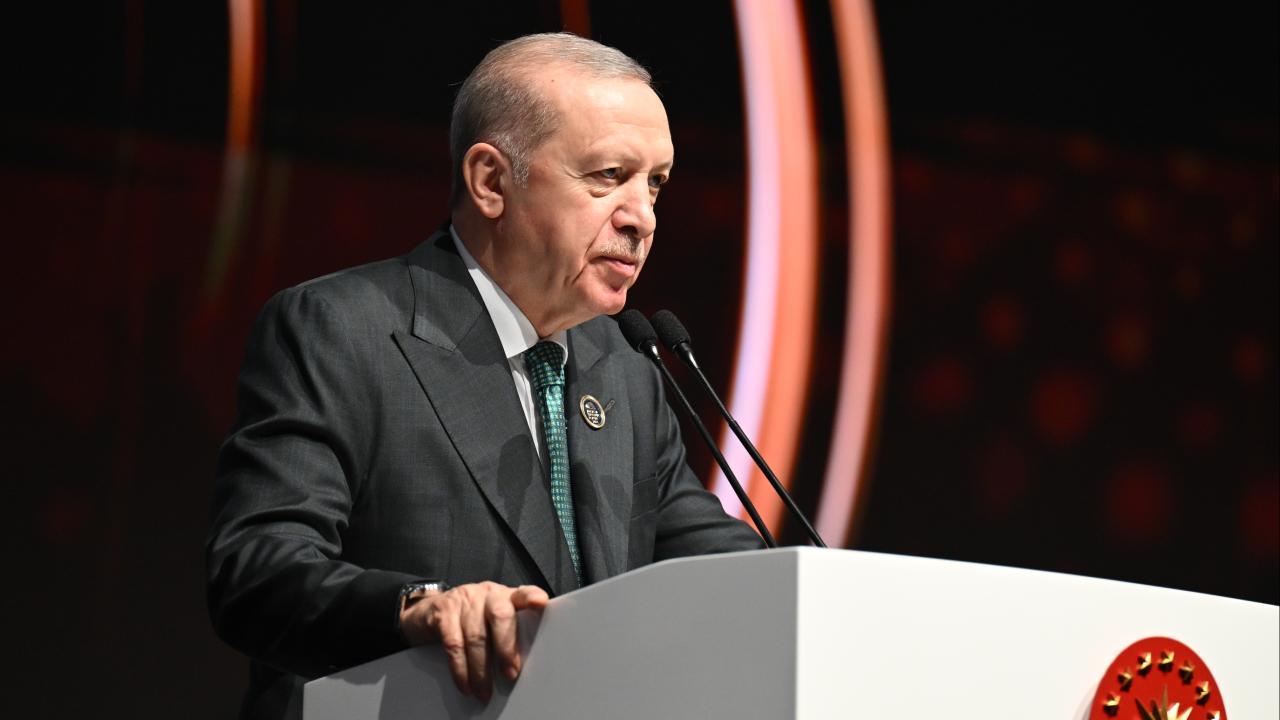 Erdoğan: Malazgirt'te Anadolu'nun kapısını açtık
