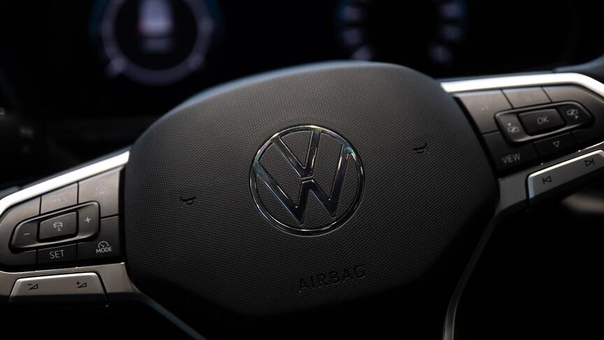 Volkswagen 2,8 milyon aracı direksiyon arızası nedeniyle geri çağırıyor