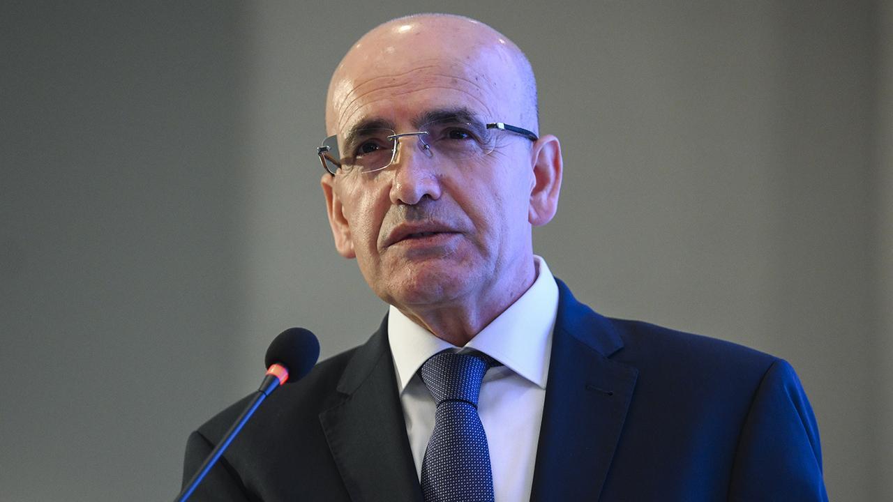 Şimşek: Mazotta eşel mobil ile küresel şokun etkisini sınırlıyoruz
