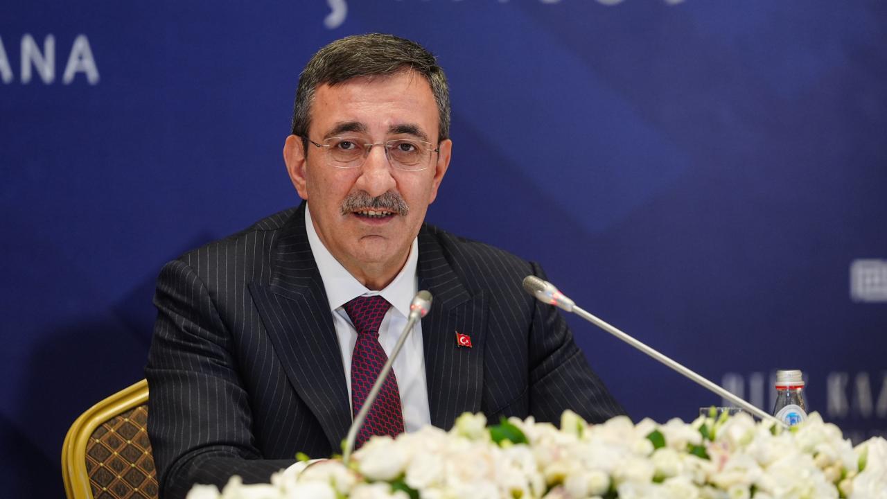 Yılmaz: Sermaye piyasalarında yapısal sorun yok, ihracat 280 milyar dolara ulaştı