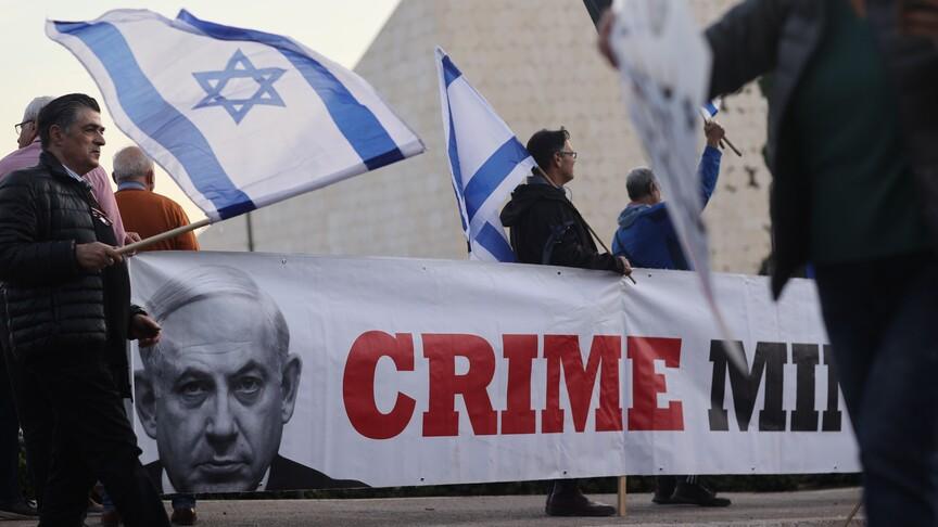 İsrail anketinde Likud 18 sandalyeye geriledi, Eisenkot önde