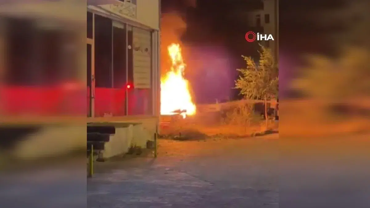 Susurluk'ta iki otomobil çarpıştı: 1 ölü, 3 yaralı