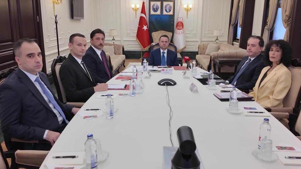 Adalet Bakanı Gürlek, Yunan mevkidaşı ile görüştü