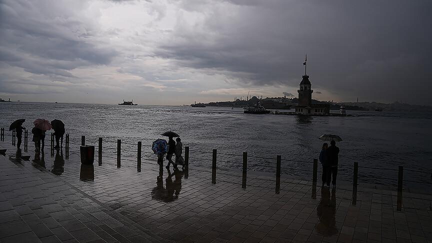 AKOM'dan İstanbul için cuma günü sağanak uyarısı