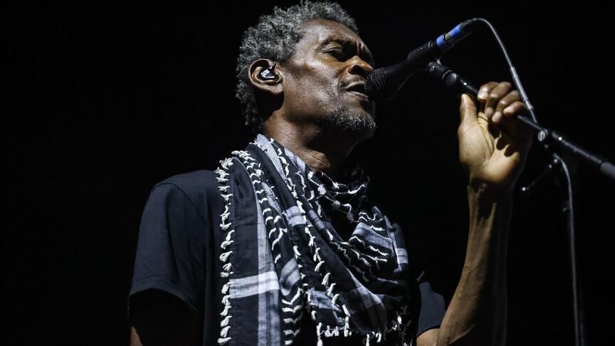 Massive Attack'e Filistin Bayrağı Gerekçesiyle Soruşturma