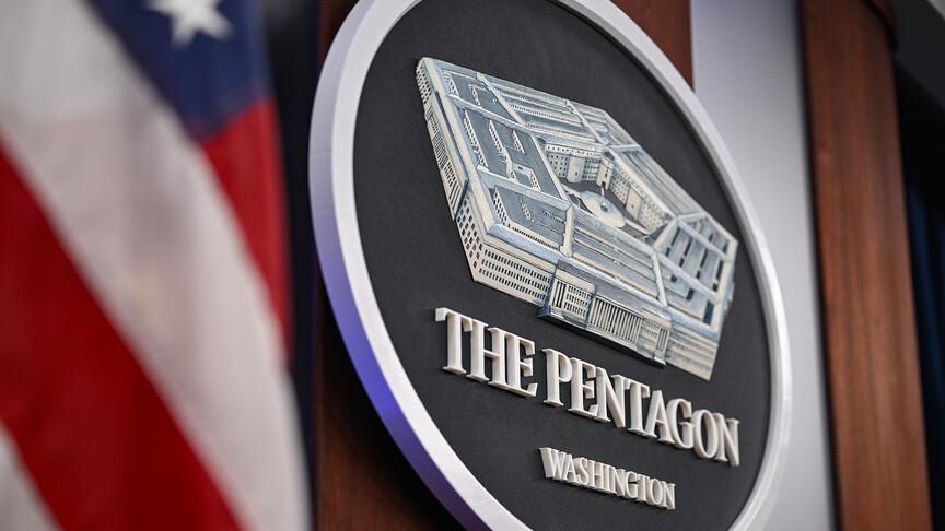 Pentagon emekli askerleri Trump lehinde paylaşım yapmaya yönlendirdi iddiası