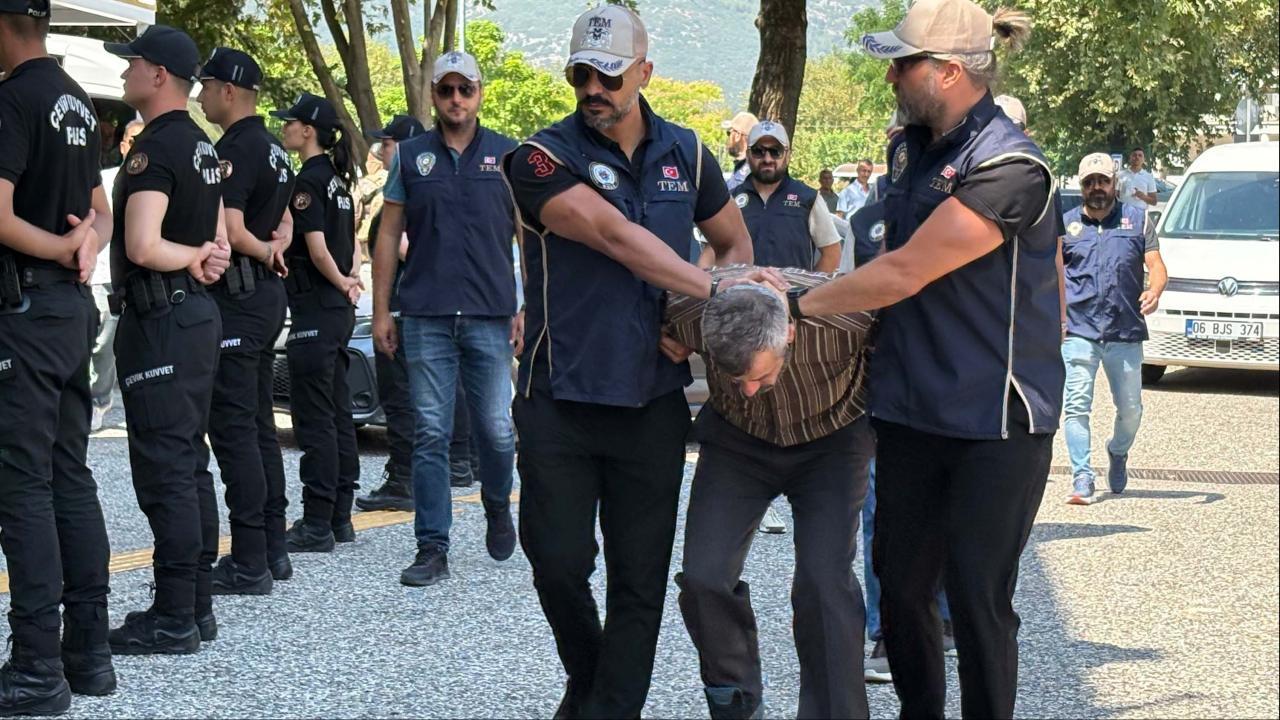 FETÖ'cü Burkay Karatepe itirafçı oldu, adliyeye sevk edildi