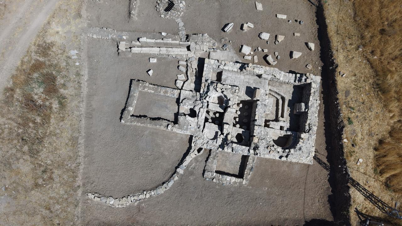 Elazığ'da tarlada bulunan mozaik dev Roma yerleşimi ortaya çıkardı