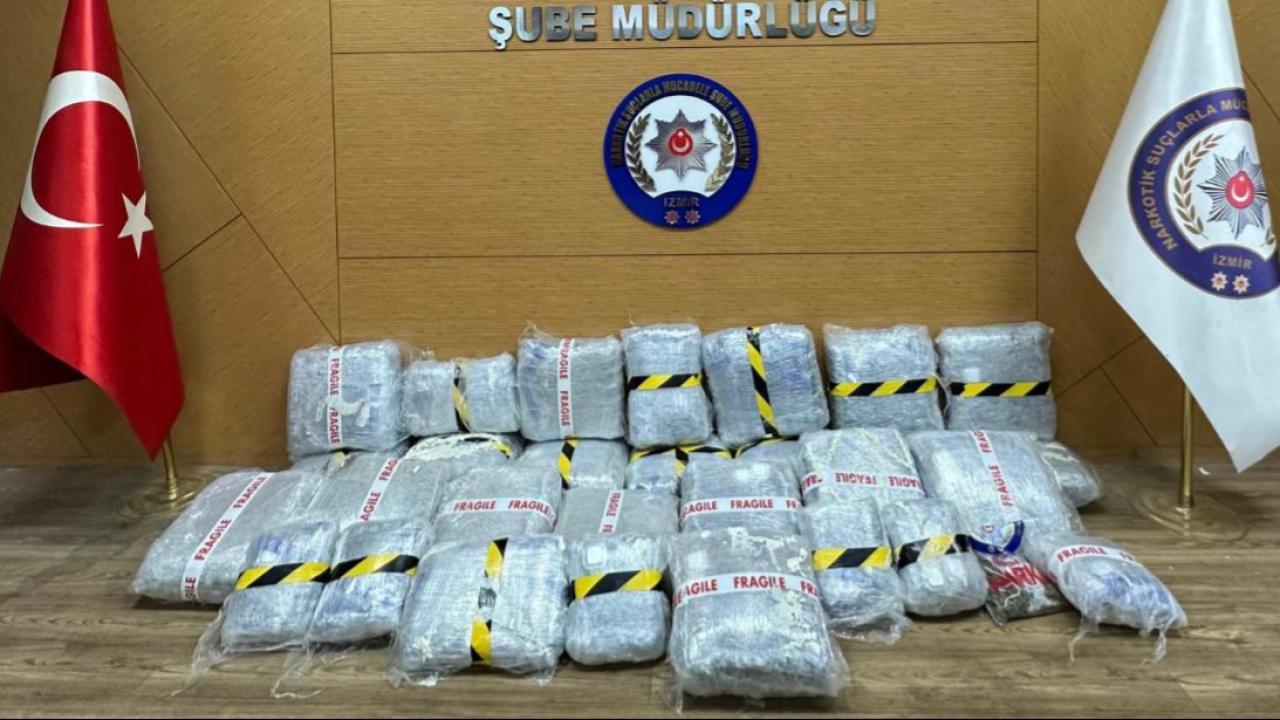 İzmir'de 80 kilo uyuşturucu ele geçirildi, şüpheli tutuklandı
