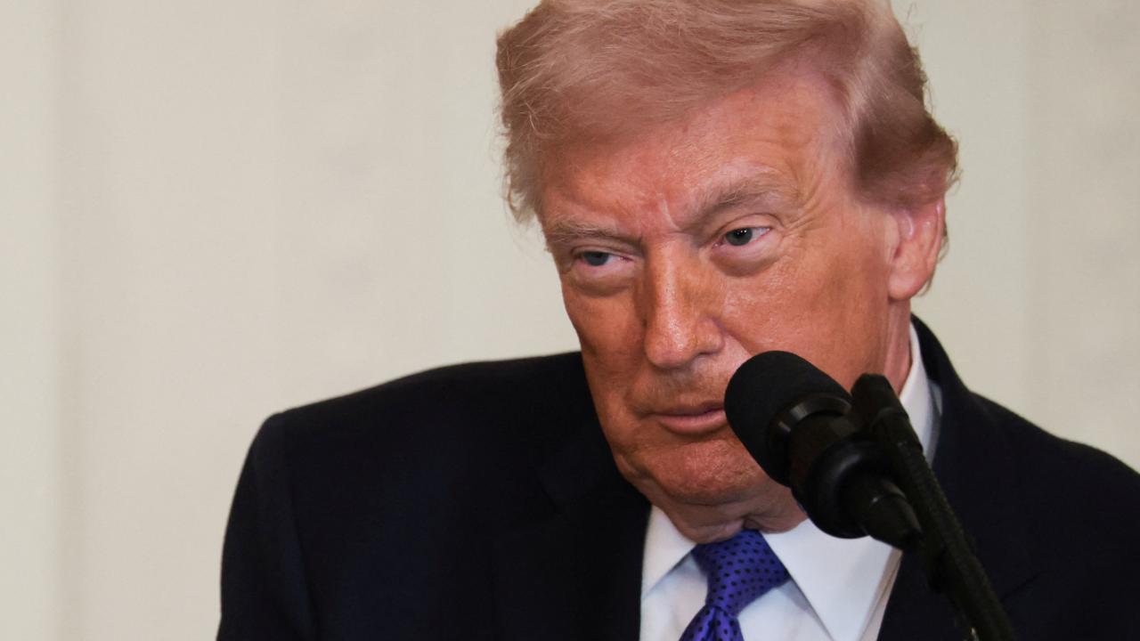 Trump, Apple'dan Ontario Gölü'nün adını değiştirmesini istedi