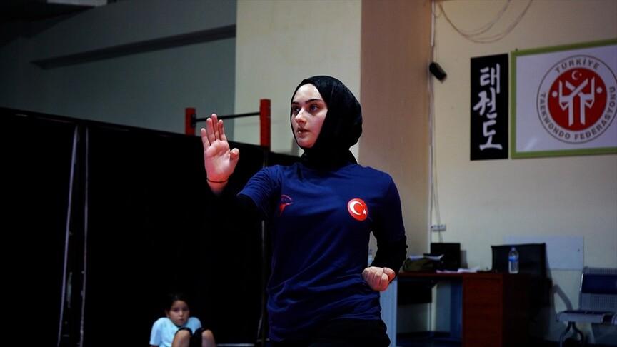 Ispartalı milli tekvandocu Nazike Nur Yazıcı Dünya Şampiyonası'na hazırlanıyor