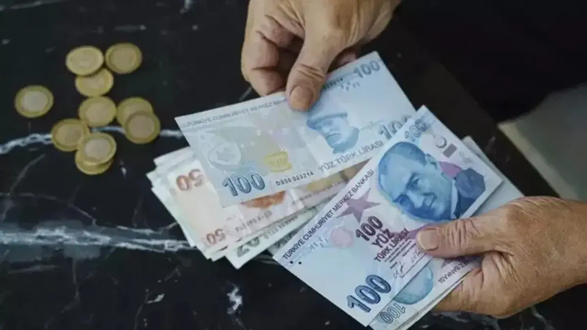 12 ilde yasa dışı bahis operasyonu: 4,1 milyar TL'lik para trafiği çökertildi