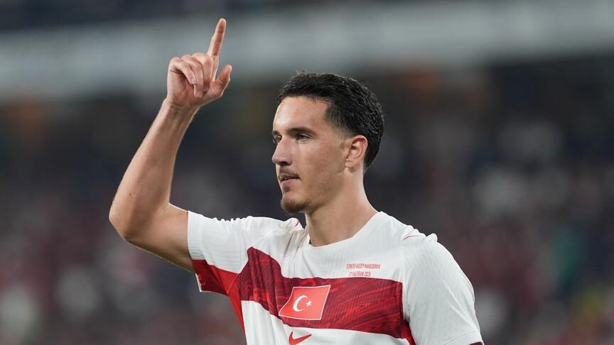 Galatasaray, Deniz Gül ile görüşmelere başladı