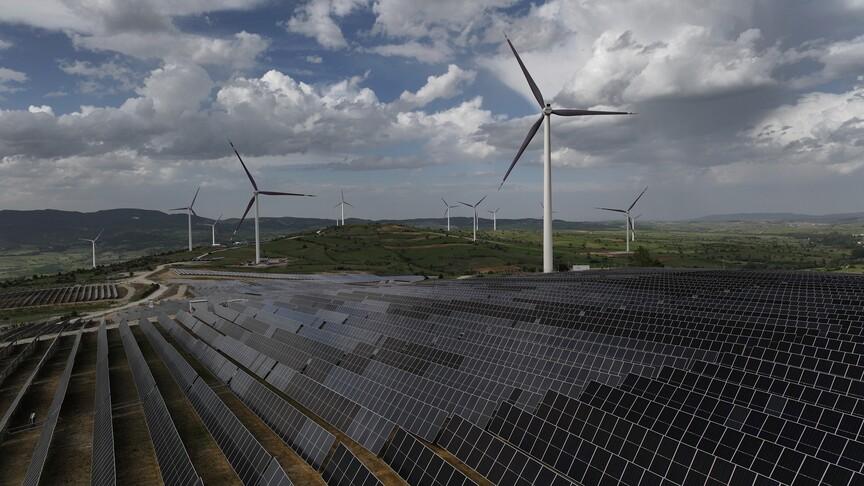 Küresel temiz enerji pazarı 1,1 trilyon doları aştı
