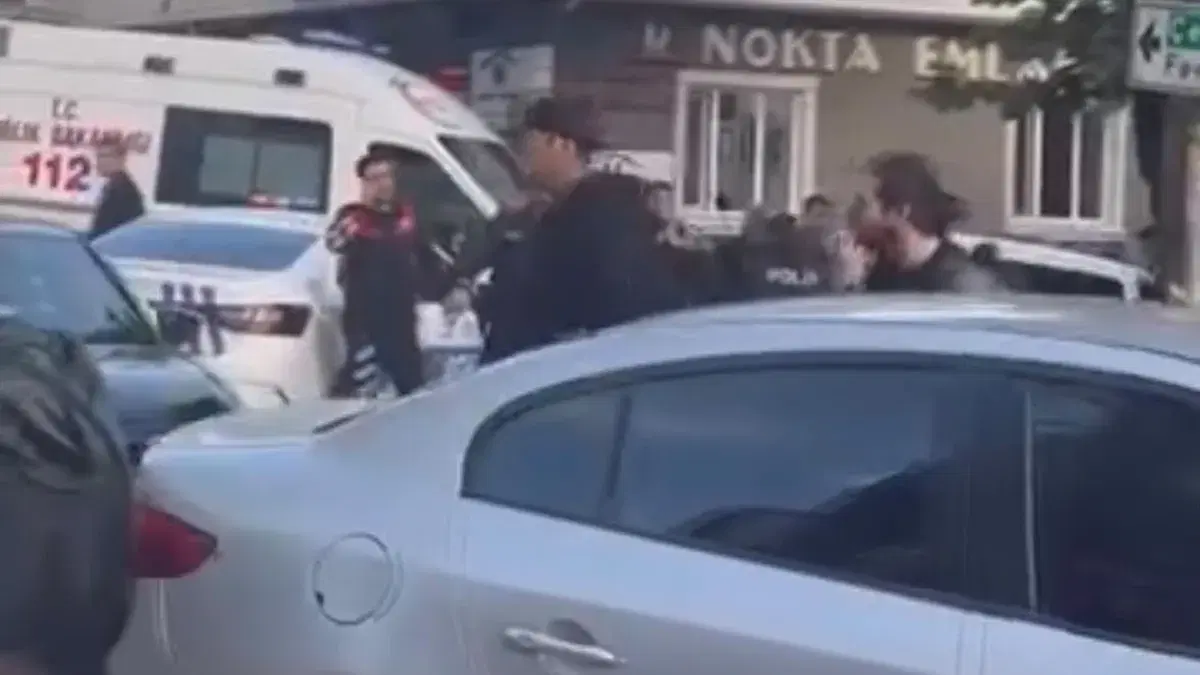 Kadıköy'de silahlı saldırı: 1 kişi yaralandı, 3 şüpheli gözaltına alındı